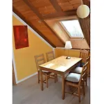 With 2 Bedrooms 度假居